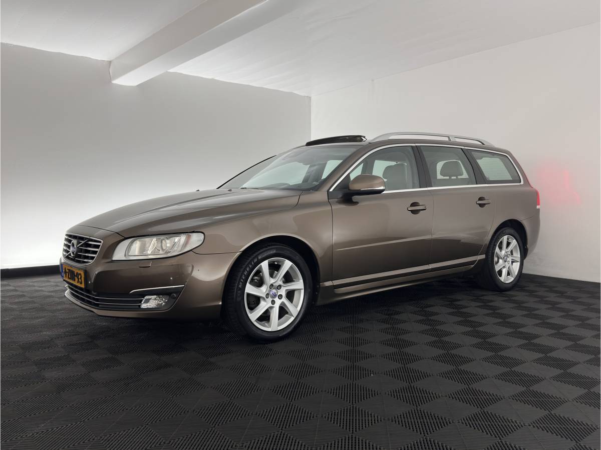 Volvo V70 Volvo V70 2.0 D4 Nordic+ Luxury-Line *PANO | LEATHER | XENON | MEMORY-PACK | SENSUS-CONNECT-AUDIO | HEATED-COMFORTSEATS | NAVI-FULLMAP | ECC | PDC | CRUISE | 17”ALU*