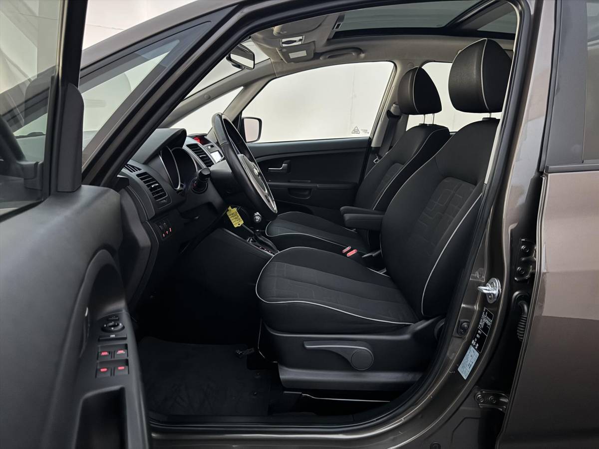 Kia Venga Kia Venga 1.6 CVVT 125pk Aut ExecutiveLine I Dealer Onderhouden!!