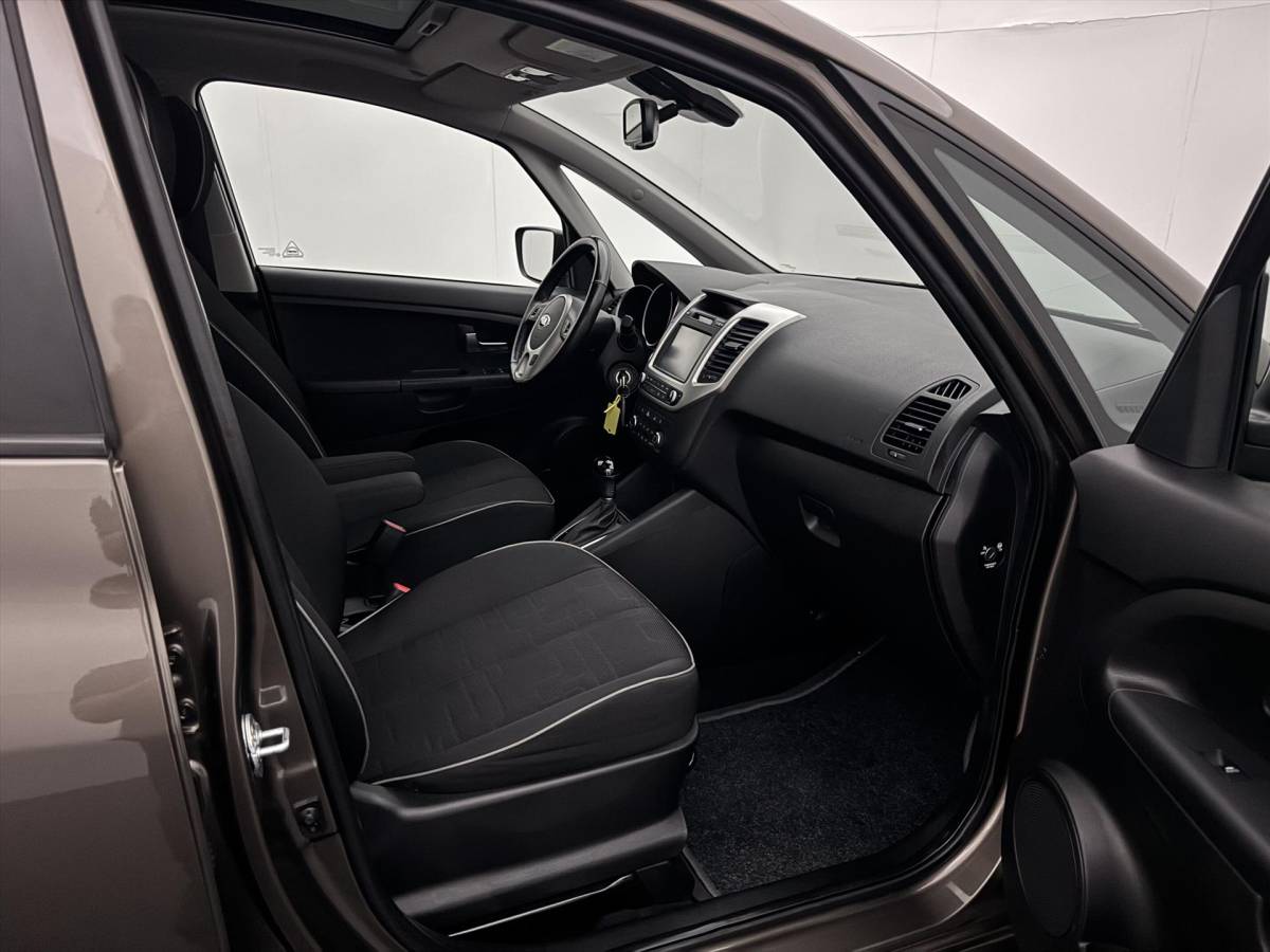 Kia Venga Kia Venga 1.6 CVVT 125pk Aut ExecutiveLine I Dealer Onderhouden!!