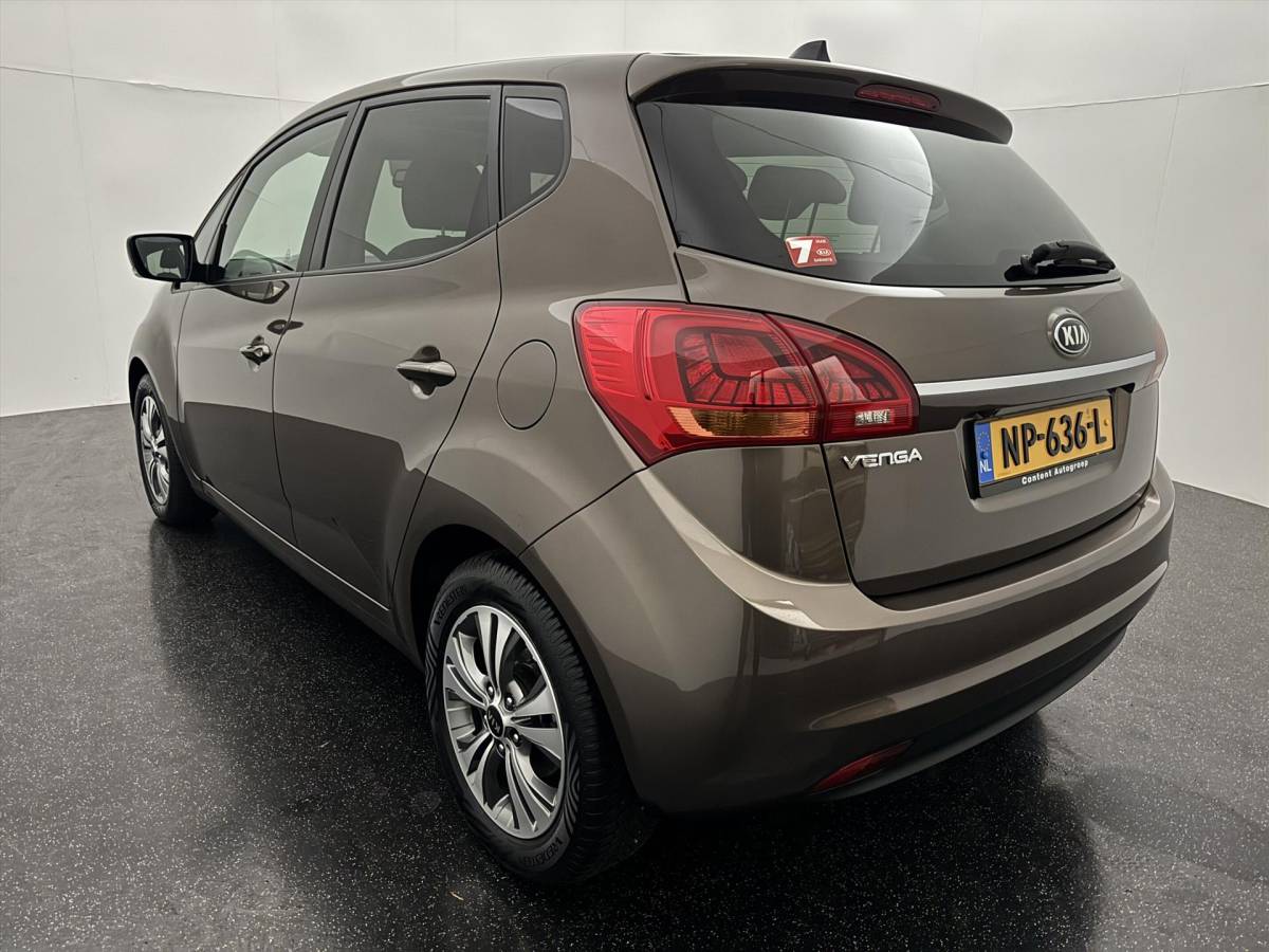 Kia Venga Kia Venga 1.6 CVVT 125pk Aut ExecutiveLine I Dealer Onderhouden!!