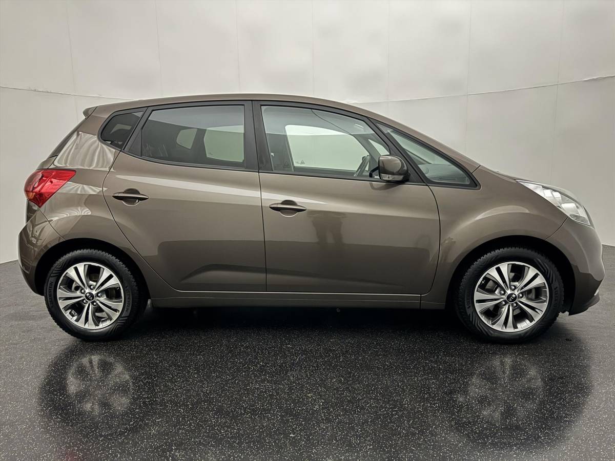 Kia Venga Kia Venga 1.6 CVVT 125pk Aut ExecutiveLine I Dealer Onderhouden!!