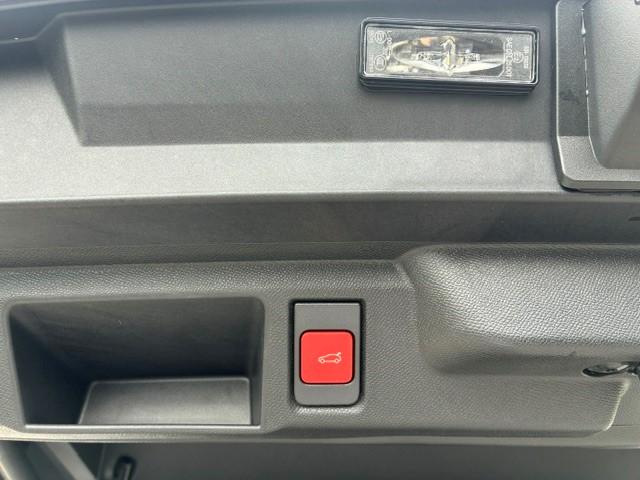 Opel Grandland Opel Grandland Electric Business Edition 73 kWh | Luxe Leder | 20″ LM-Velgen met All Season | Schuif- Kantel dak | HUD | Matrix verlichting | 219KM |8 Jaar Gar.| Elek. Achterklep | Massage |