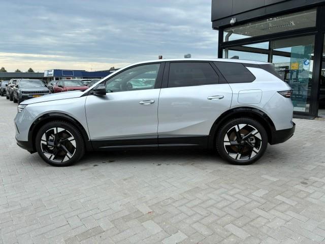 Opel Grandland Opel Grandland Electric Business Edition 73 kWh | Luxe Leder | 20″ LM-Velgen met All Season | Schuif- Kantel dak | HUD | Matrix verlichting | 219KM |8 Jaar Gar.| Elek. Achterklep | Massage |