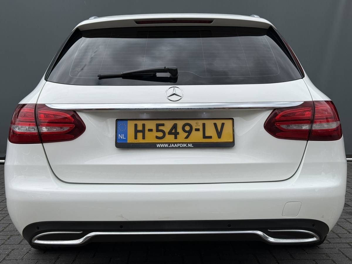 Mercedes-Benz C-Klasse Mercedes-Benz C-klasse Estate 180 Prestige AUTOMAAT ELEK. ACHTERKLEP | STOELVERW. | ELEK. STOEL | XENON | CLIMA | FLIPPERS |