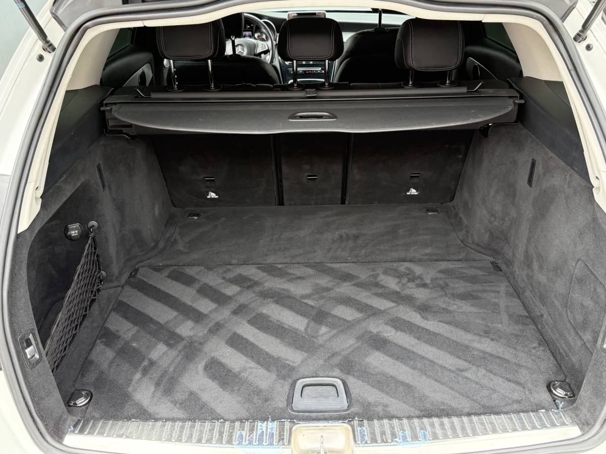 Mercedes-Benz C-Klasse Mercedes-Benz C-klasse Estate 180 Prestige AUTOMAAT ELEK. ACHTERKLEP | STOELVERW. | ELEK. STOEL | XENON | CLIMA | FLIPPERS |