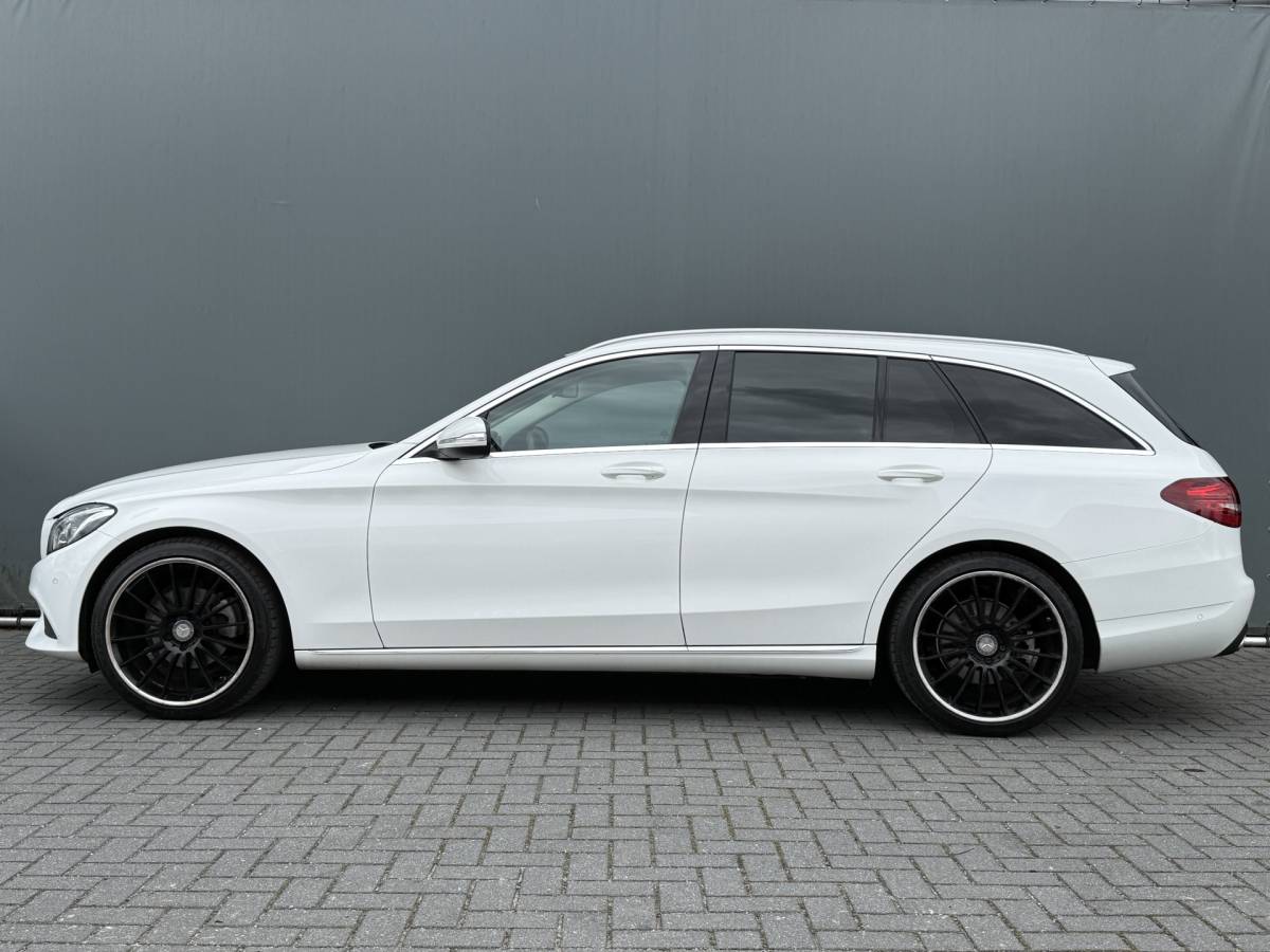 Mercedes-Benz C-Klasse Mercedes-Benz C-klasse Estate 180 Prestige AUTOMAAT ELEK. ACHTERKLEP | STOELVERW. | ELEK. STOEL | XENON | CLIMA | FLIPPERS |