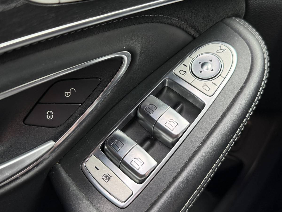 Mercedes-Benz C-Klasse Mercedes-Benz C-klasse 63-AMG Estate BWJ 2017 | 476 PK | BURMESTER | PANO | ADAPT. CRUISE | AUTO PILOT | MULTIBEAM | HUD | MEMORY | DODE HOEK | VOL LEDER | CAM. | SPORTUITLAAT | VERLAAGD | STOELVERW. |