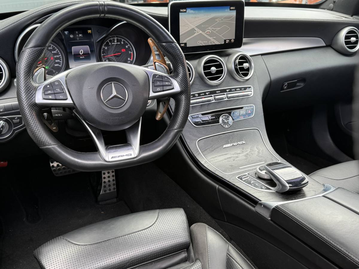Mercedes-Benz C-Klasse Mercedes-Benz C-klasse 63-AMG Estate BWJ 2017 | 476 PK | BURMESTER | PANO | ADAPT. CRUISE | AUTO PILOT | MULTIBEAM | HUD | MEMORY | DODE HOEK | VOL LEDER | CAM. | SPORTUITLAAT | VERLAAGD | STOELVERW. |