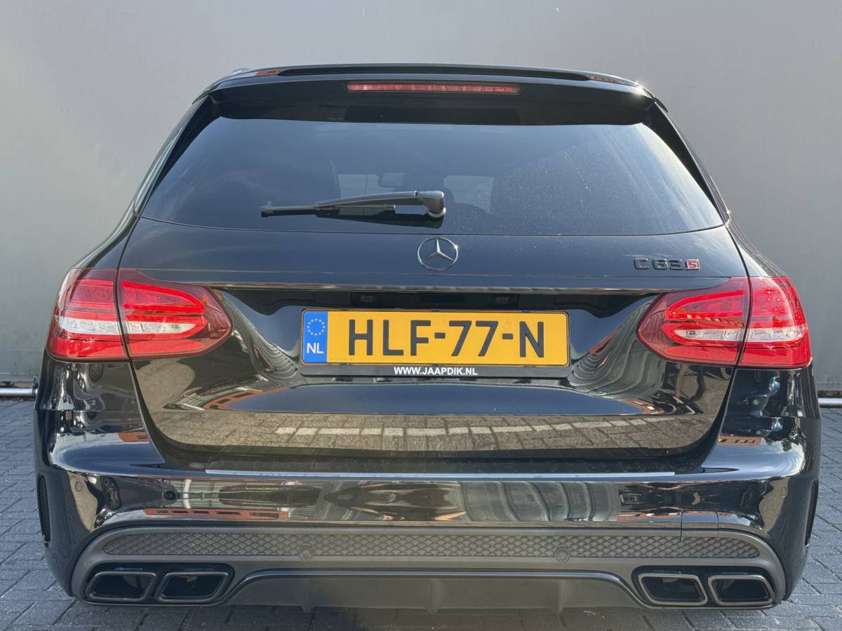 Mercedes-Benz C-Klasse Mercedes-Benz C-klasse 63-AMG Estate BWJ 2017 | 476 PK | BURMESTER | PANO | ADAPT. CRUISE | AUTO PILOT | MULTIBEAM | HUD | MEMORY | DODE HOEK | VOL LEDER | CAM. | SPORTUITLAAT | VERLAAGD | STOELVERW. |