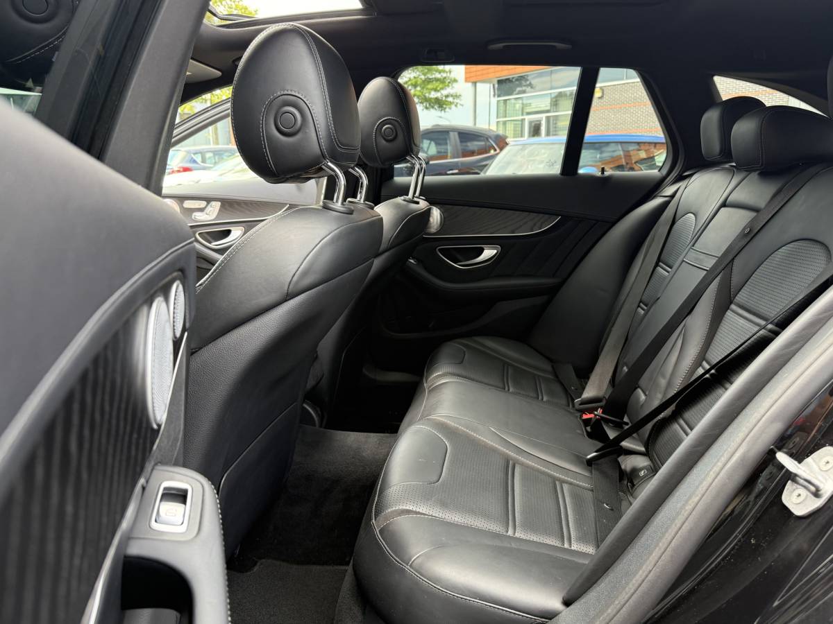 Mercedes-Benz C-Klasse Mercedes-Benz C-klasse 63-AMG Estate BWJ 2017 | 476 PK | BURMESTER | PANO | ADAPT. CRUISE | AUTO PILOT | MULTIBEAM | HUD | MEMORY | DODE HOEK | VOL LEDER | CAM. | SPORTUITLAAT | VERLAAGD | STOELVERW. |