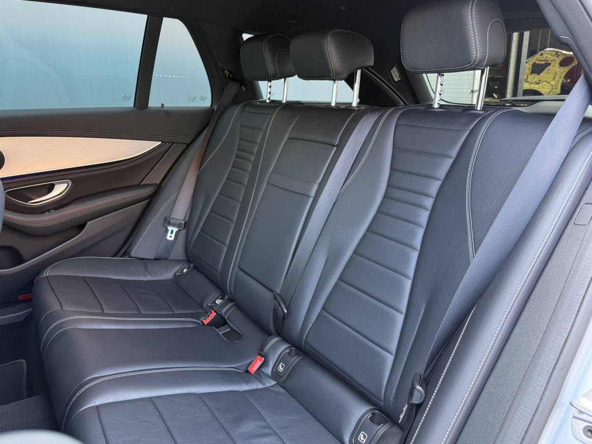 Mercedes-Benz E-Klasse Mercedes-Benz E-klasse Estate 200 Business Solution AMG NIEUW BINNEN! | 360 CAM | VOL LEDER | ADAPTIVE CRUISE | ELEK. STOELEN | AMG STUUR | ELEK. KLEP | DODE HOEK | STOELVERW. |