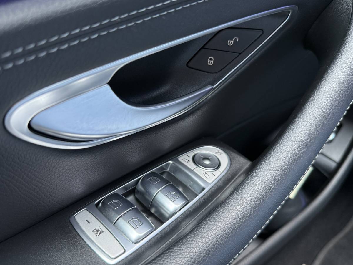 Mercedes-Benz E-Klasse Mercedes-Benz E-klasse Estate 200 Business Solution AMG NIEUW BINNEN! | 360 CAM | VOL LEDER | ADAPTIVE CRUISE | ELEK. STOELEN | AMG STUUR | ELEK. KLEP | DODE HOEK | STOELVERW. |