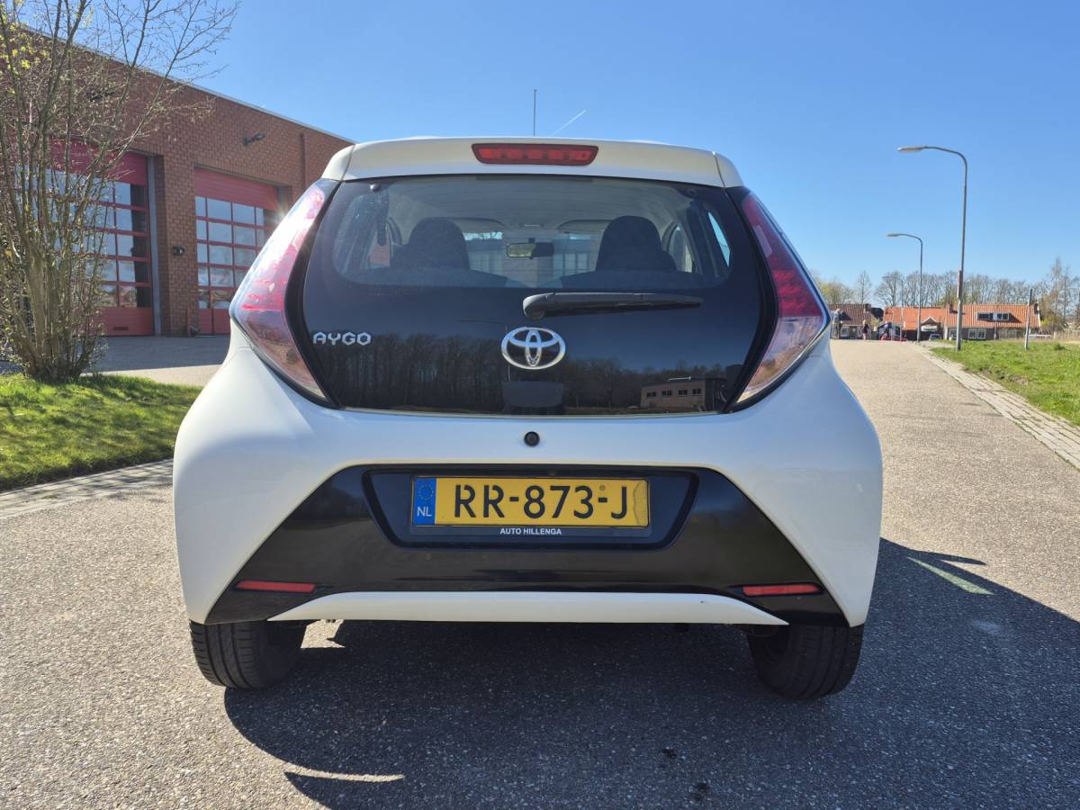 Toyota Aygo Toyota Aygo 1.0 VVT-i x-play,incl btw
