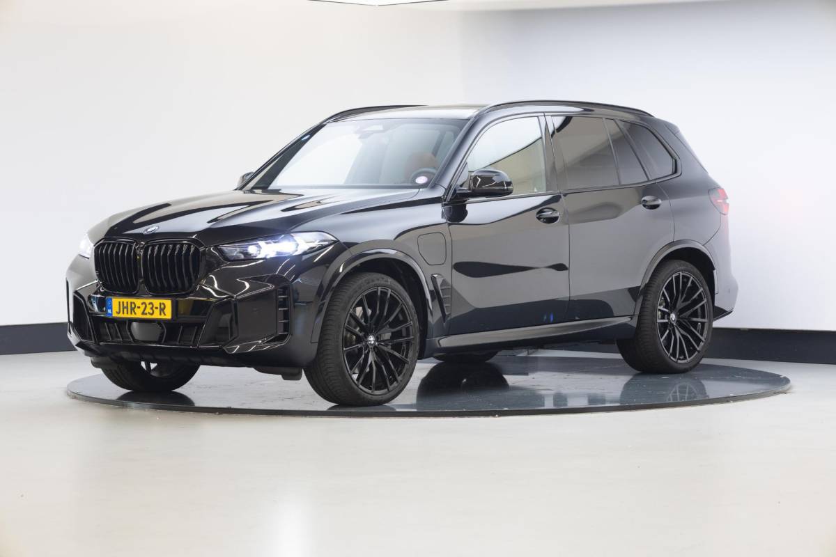 BMW X5 BMW X5 xDrive50e | Panoramadak | H&K Audio | M-Sport | Travel Pack |