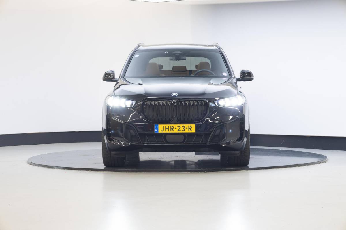 BMW X5 BMW X5 xDrive50e | Panoramadak | H&K Audio | M-Sport | Travel Pack |