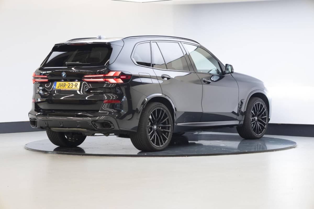 BMW X5 BMW X5 xDrive50e | Panoramadak | H&K Audio | M-Sport | Travel Pack |