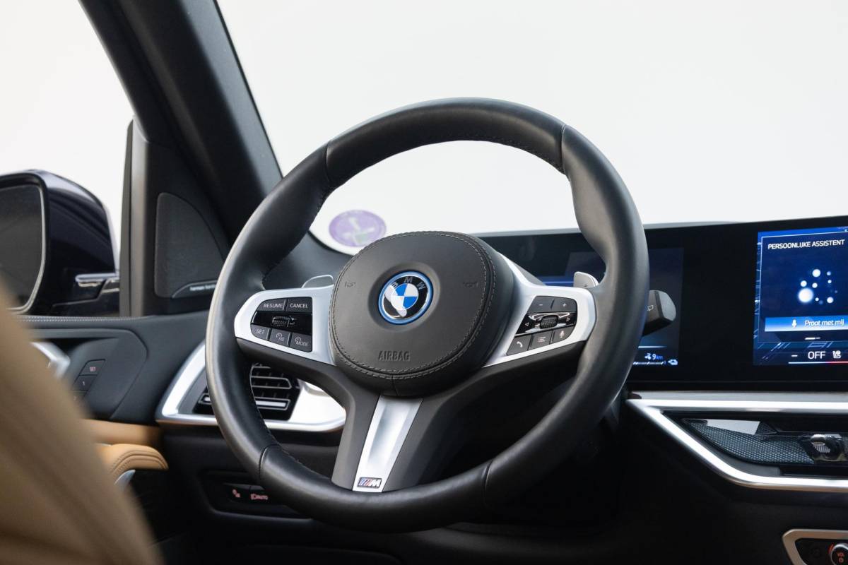 BMW X5 BMW X5 xDrive50e | Panoramadak | H&K Audio | M-Sport | Travel Pack |