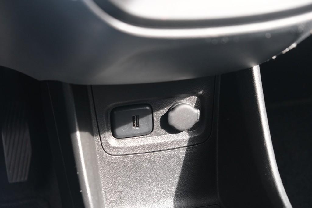 Opel KARL Opel KARL 1.0 ecoFLEX 75pk Innovation | App Connect | Climate | Cruise | PDC | Winter Pakket
