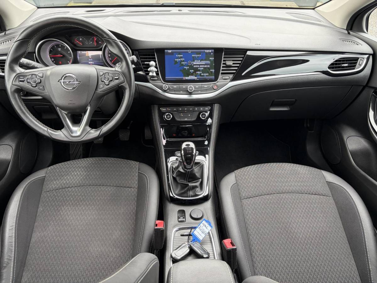 Opel Astra Opel Astra 1.4 Innovation ✓2e Eigenaar✓Carplay✓Navi✓150pk✓Keyless✓6 Bak✓Halfleder✓Rijstrooksensor✓Pdc V+A✓Clima✓Cruise✓Lm velgen✓Bj 12-2016✓N.A.P✓Apk tot 09-2027