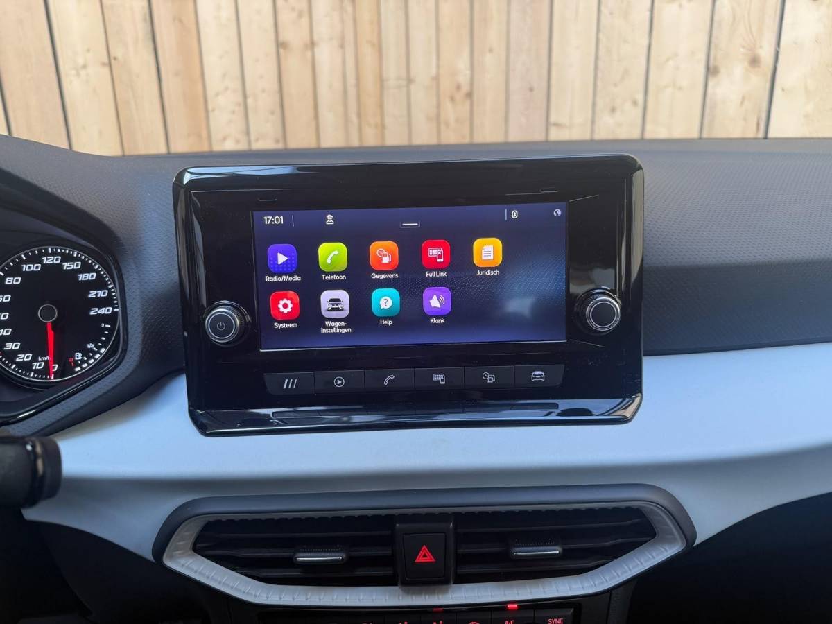 SEAT Ibiza Seat Ibiza 1.0 EcoTSI Style Apple CarPlay/Android Auto | Cruise control | DAB ontvangst | LED koplampen | Lichtmetalen velgen | Rijstrooksensor | Trekhaak