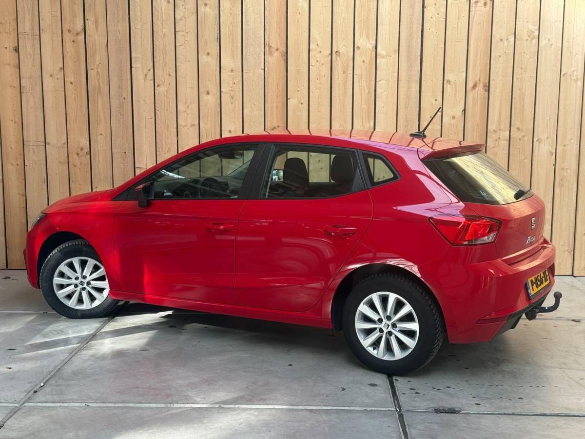 SEAT Ibiza Seat Ibiza 1.0 EcoTSI Style Apple CarPlay/Android Auto | Cruise control | DAB ontvangst | LED koplampen | Lichtmetalen velgen | Rijstrooksensor | Trekhaak
