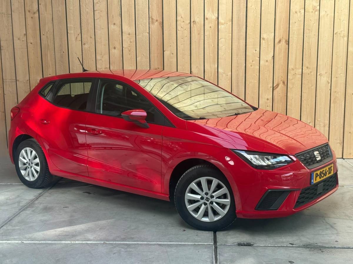 SEAT Ibiza Seat Ibiza 1.0 EcoTSI Style Apple CarPlay/Android Auto | Cruise control | DAB ontvangst | LED koplampen | Lichtmetalen velgen | Rijstrooksensor | Trekhaak