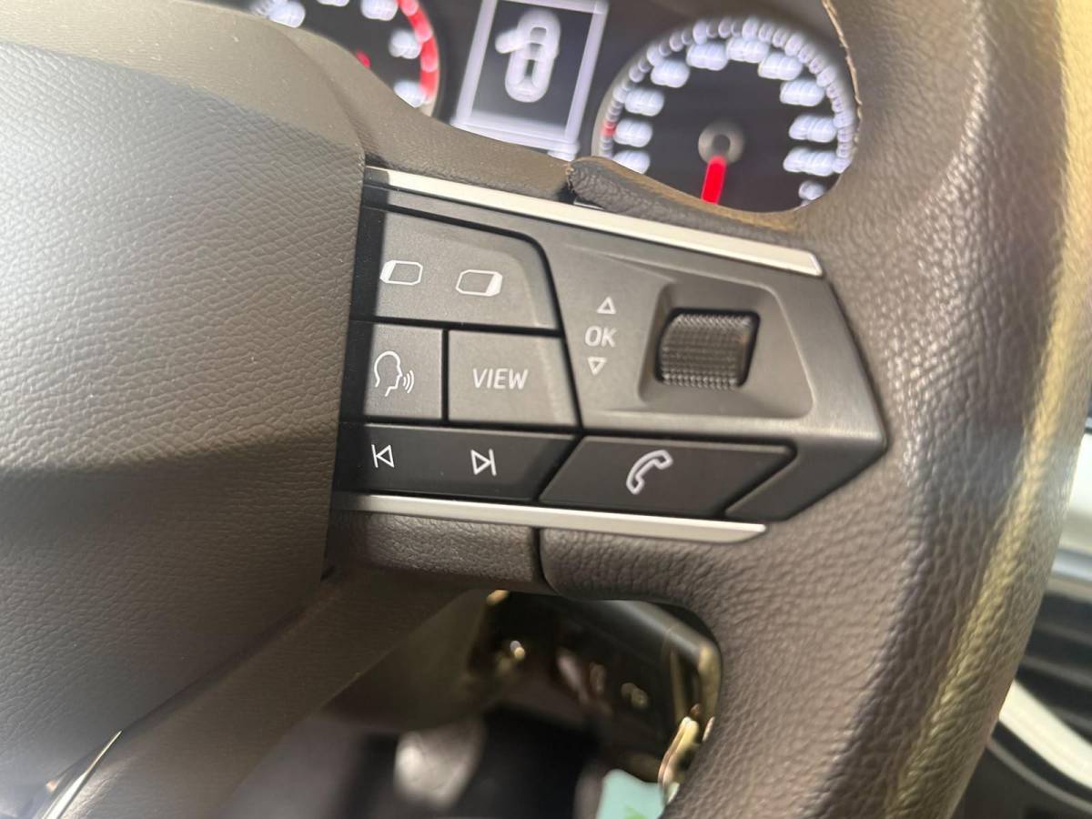 SEAT Ibiza Seat Ibiza 1.0 EcoTSI Style Apple CarPlay/Android Auto | Cruise control | DAB ontvangst | LED koplampen | Lichtmetalen velgen | Rijstrooksensor | Trekhaak