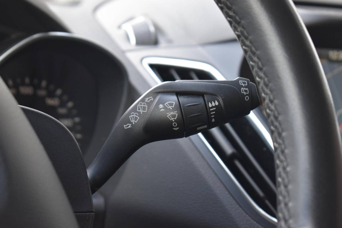 Ford C-MAX Ford C-Max 1.0 125pk ECC LMV NAVI CRUISE