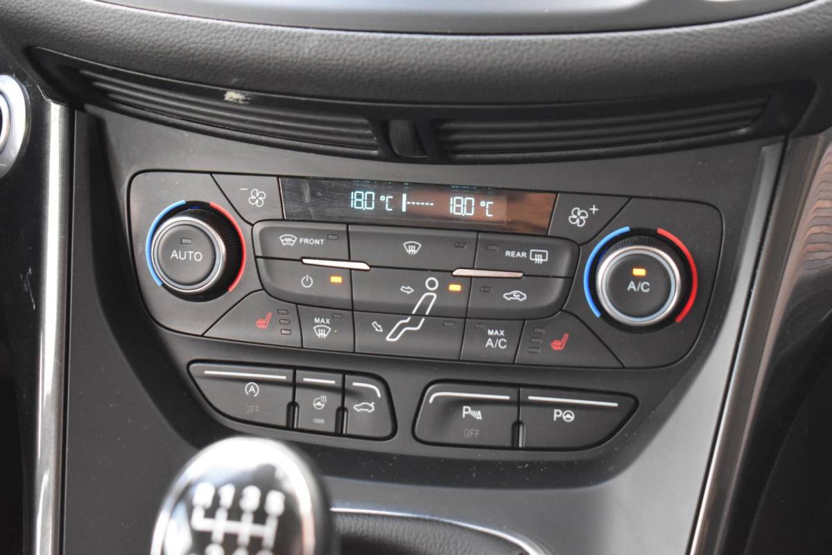 Ford C-MAX Ford C-Max 1.0 125pk ECC LMV NAVI CRUISE