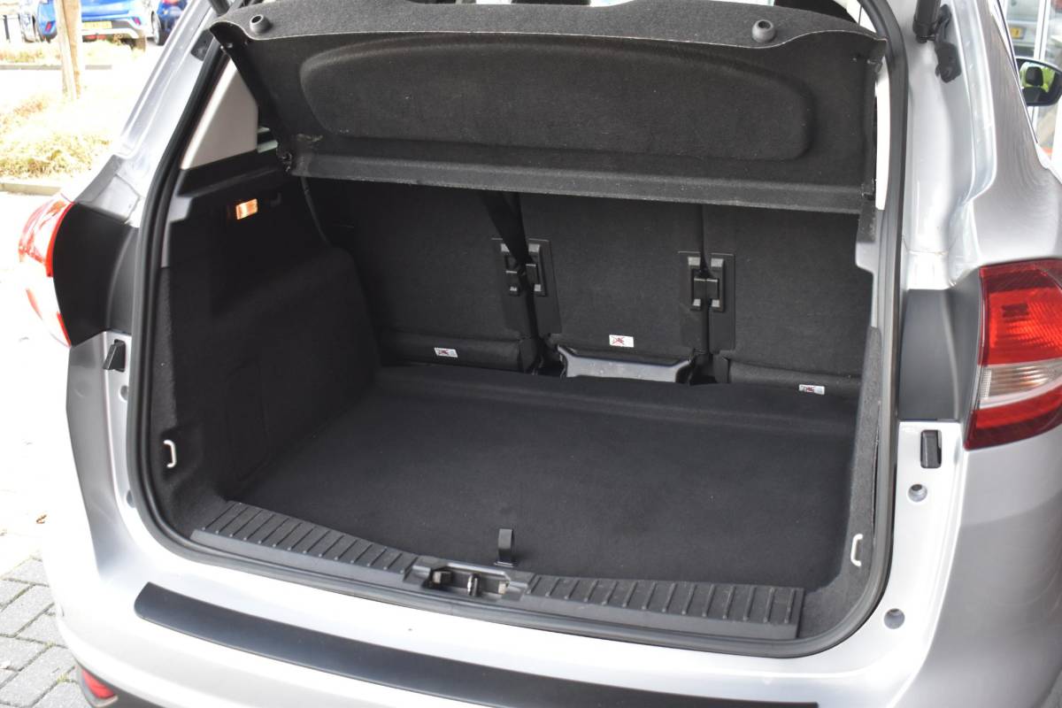 Ford C-MAX Ford C-Max 1.0 125pk ECC LMV NAVI CRUISE