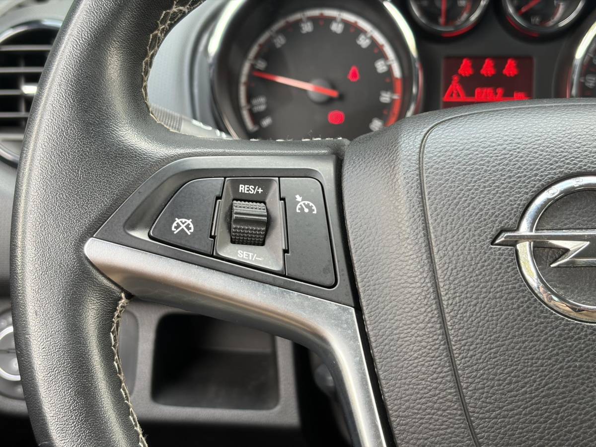 Opel Meriva Opel Meriva 1.4 Turbo Business+ ✓Net beurt gehad✓2e Eigenaar✓Navi✓Airco✓Cruise✓Lm velgen✓Pdc✓120pk✓Weinig km✓N.A.P✓Apk tot 09-2027