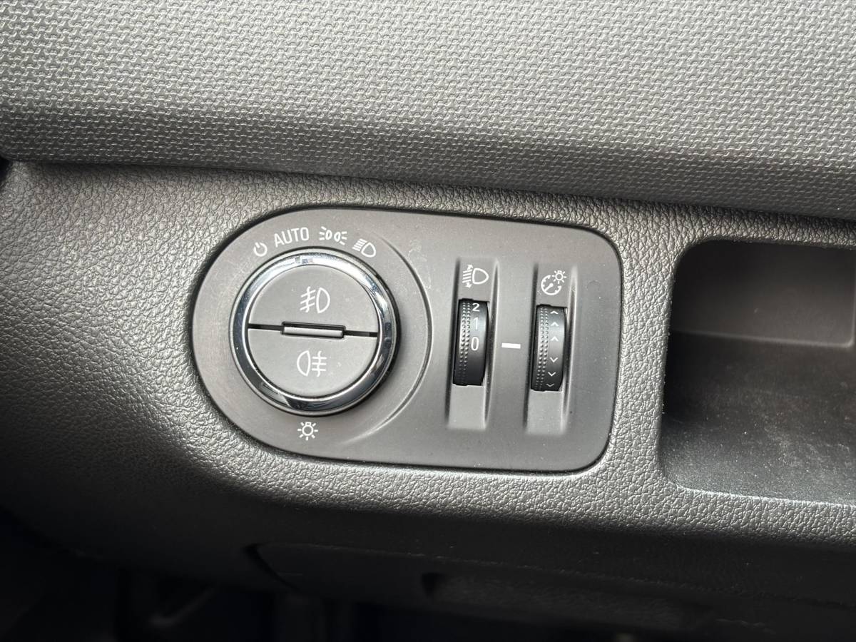 Opel Meriva Opel Meriva 1.4 Turbo Business+ ✓Net beurt gehad✓2e Eigenaar✓Navi✓Airco✓Cruise✓Lm velgen✓Pdc✓120pk✓Weinig km✓N.A.P✓Apk tot 09-2027
