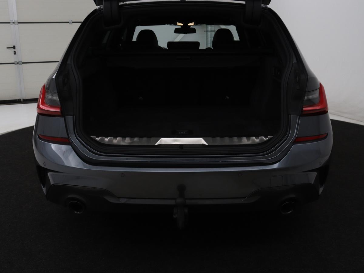 BMW 3 Serie BMW 3-serie Touring 320e Business Edition Plus M-sport | 84,4% SOH | Panoramadak | Leder | Elektrische trekhaak | Camera | Park assist | Cruise control | Carplay | Sfeerverlichting |