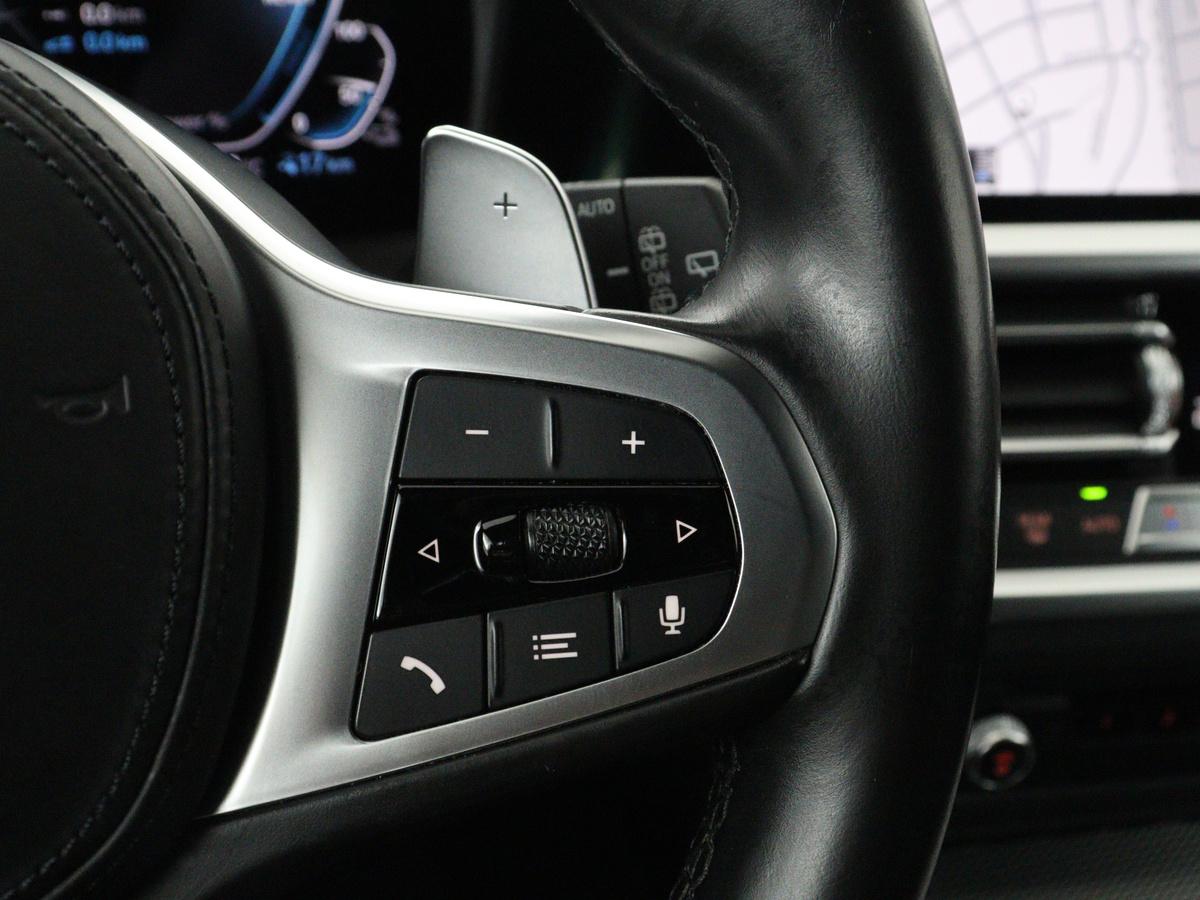 BMW 3 Serie BMW 3-serie Touring 320e Business Edition Plus M-sport | 84,4% SOH | Panoramadak | Leder | Elektrische trekhaak | Camera | Park assist | Cruise control | Carplay | Sfeerverlichting |