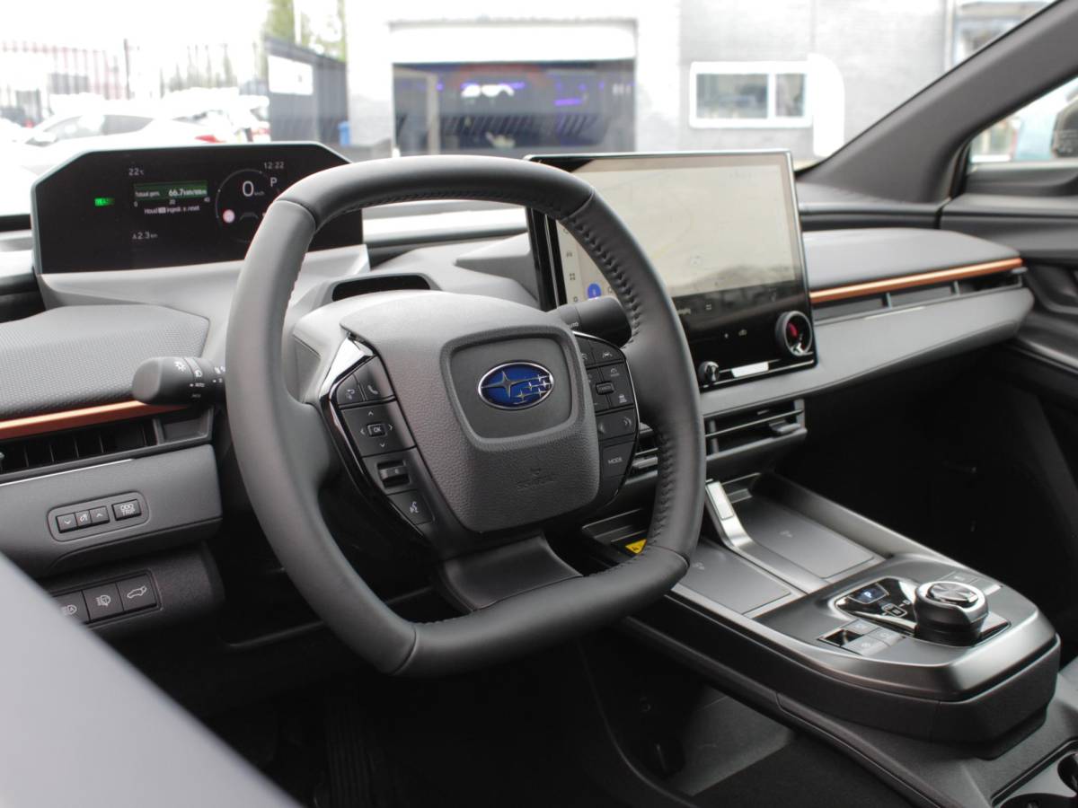 Subaru Uncharted Subaru Uncharted 2E-xcite+ 77 kWh | Navi | Adap. Cruise | Leder