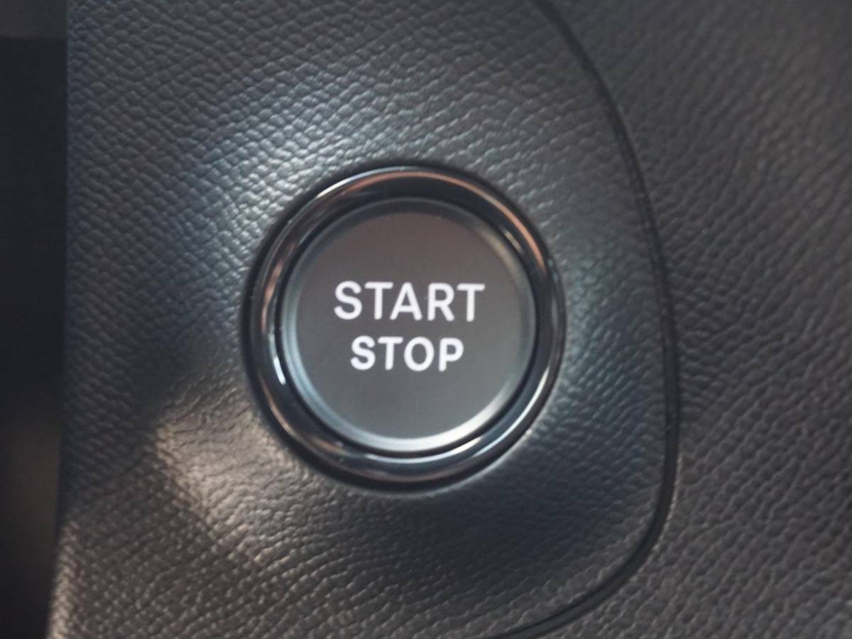 Opel Mokka Opel Mokka 1.2 Turbo Hybrid Business Edition Keyless entry