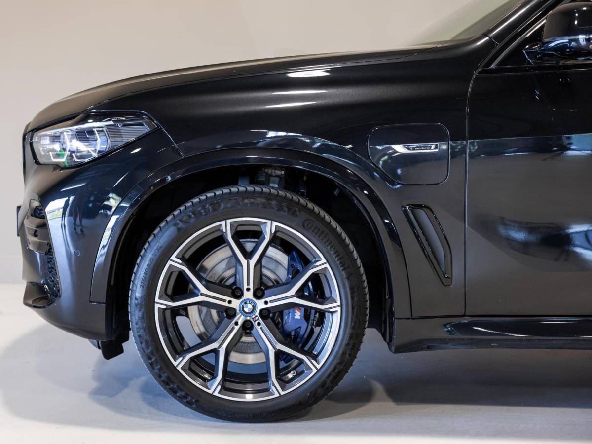 BMW X5 BMW X5 xDrive45e Executive M Pakket  / 394pk / SOH 90% / Panorama dak / Trekhaak / Head-up display / 360 graden camera /