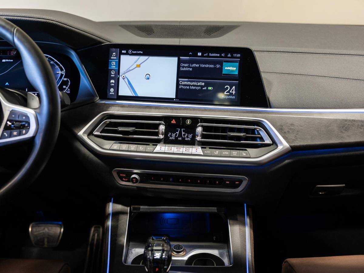 BMW X5 BMW X5 xDrive45e Executive M Pakket  / 394pk / SOH 90% / Panorama dak / Trekhaak / Head-up display / 360 graden camera /