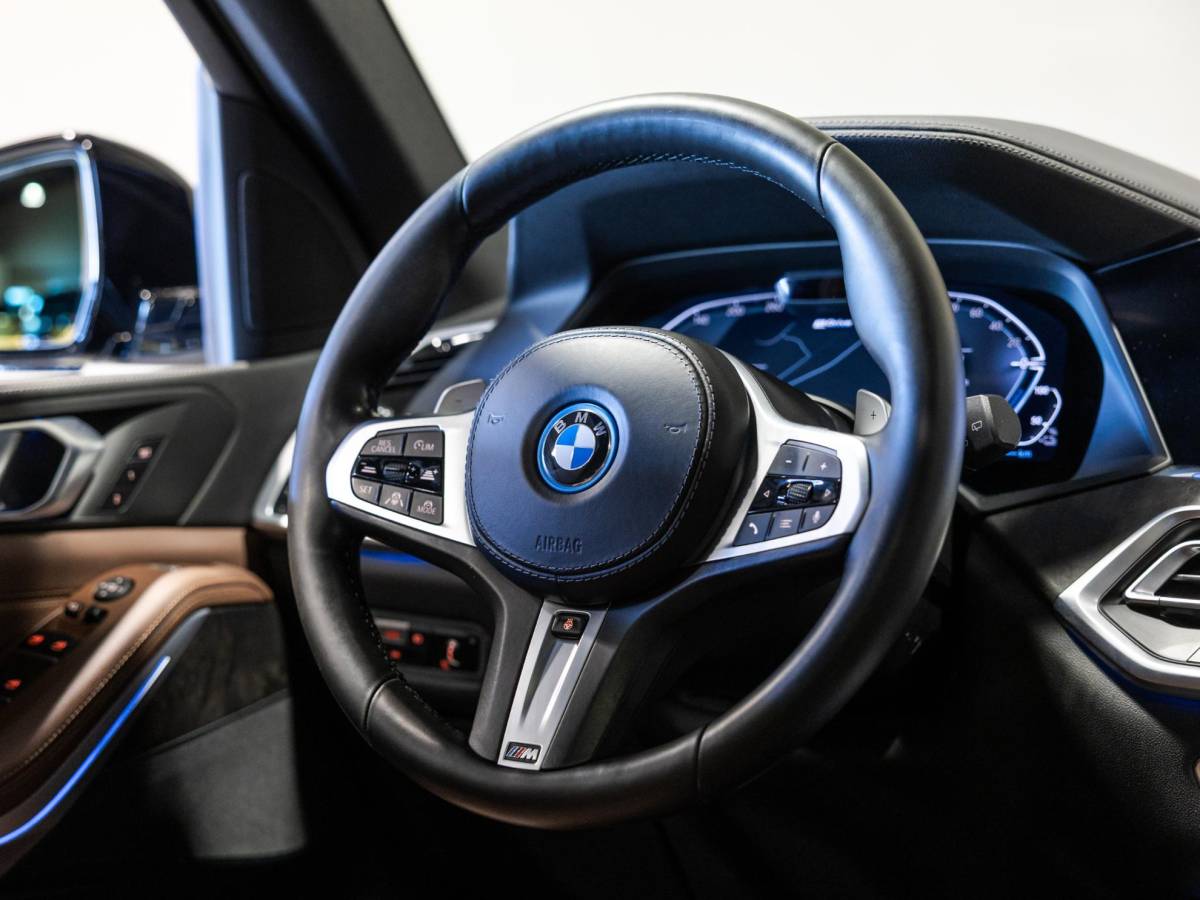 BMW X5 BMW X5 xDrive45e Executive M Pakket  / 394pk / SOH 90% / Panorama dak / Trekhaak / Head-up display / 360 graden camera /