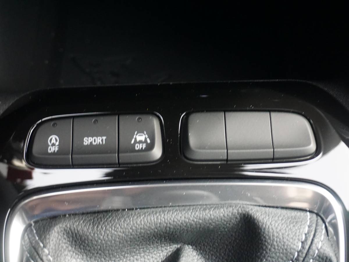 Opel Corsa Opel Corsa 1.2 Turbo Yes Winterpakket