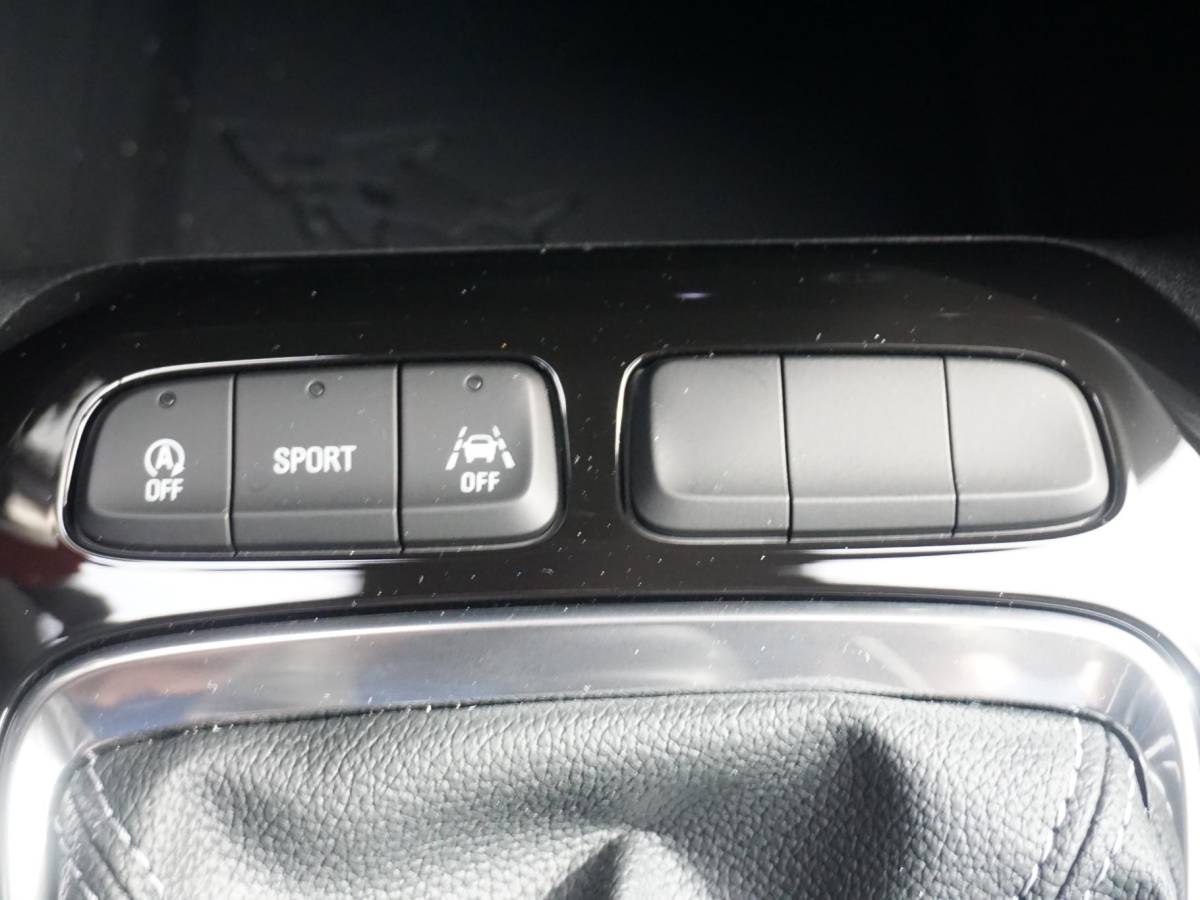 Opel Corsa Opel Corsa 1.2 Turbo Yes Winterpakket