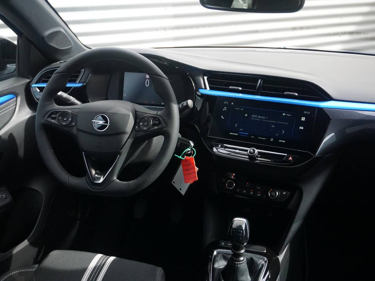 Opel Corsa Opel Corsa 1.2 Turbo Yes Winterpakket