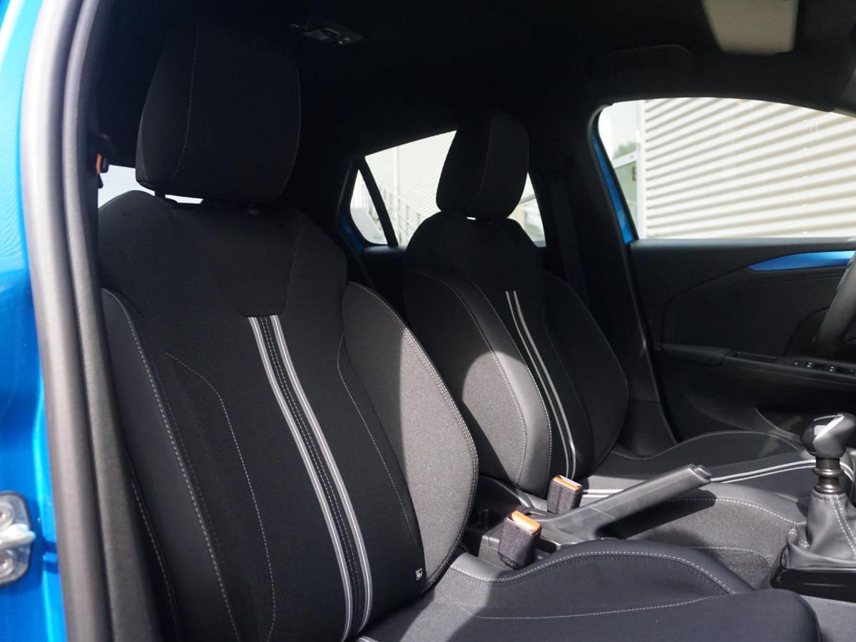 Opel Corsa Opel Corsa 1.2 Turbo Yes Winterpakket