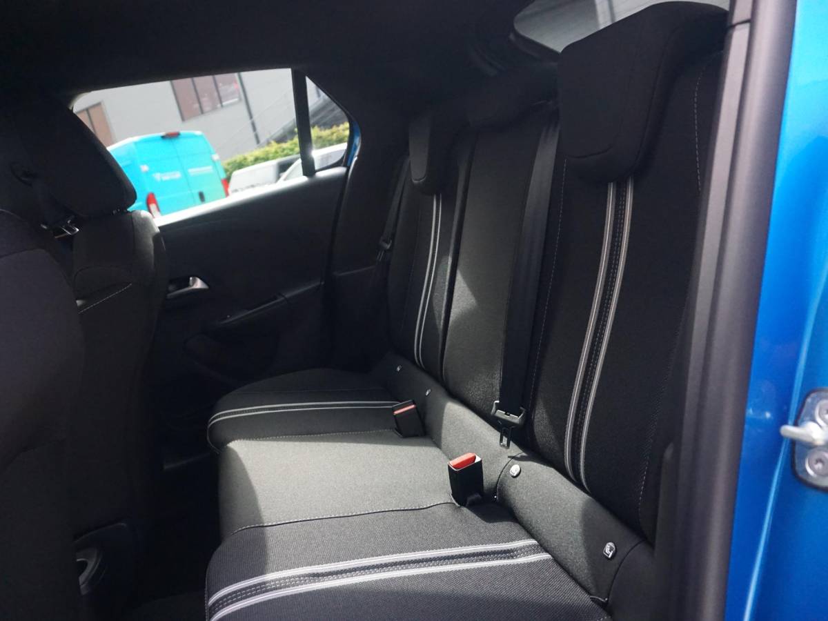 Opel Corsa Opel Corsa 1.2 Turbo Yes Winterpakket