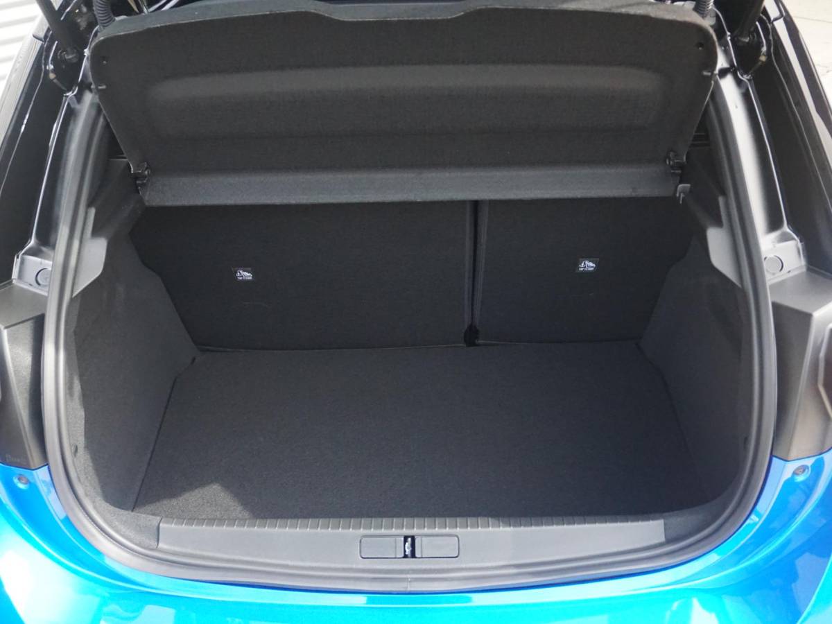Opel Corsa Opel Corsa 1.2 Turbo Yes Winterpakket