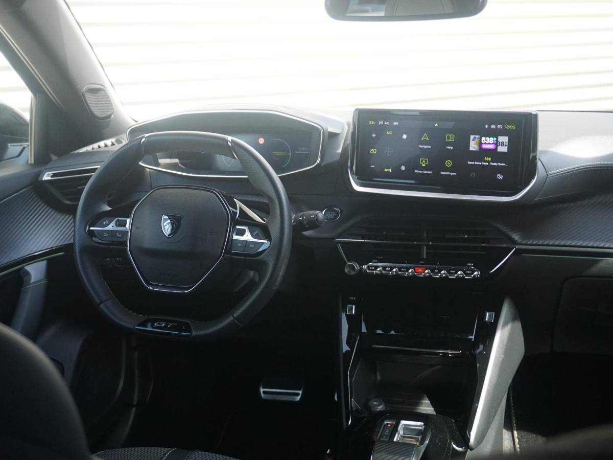 Peugeot e-2008 Peugeot e-2008 EV GT Avantage 54 kWh Carplay