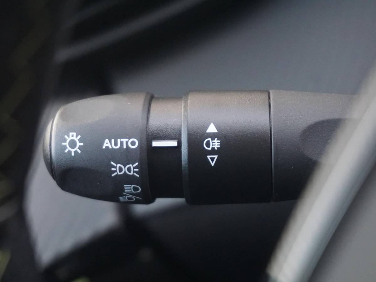 Peugeot e-2008 Peugeot e-2008 EV GT Avantage 54 kWh Carplay