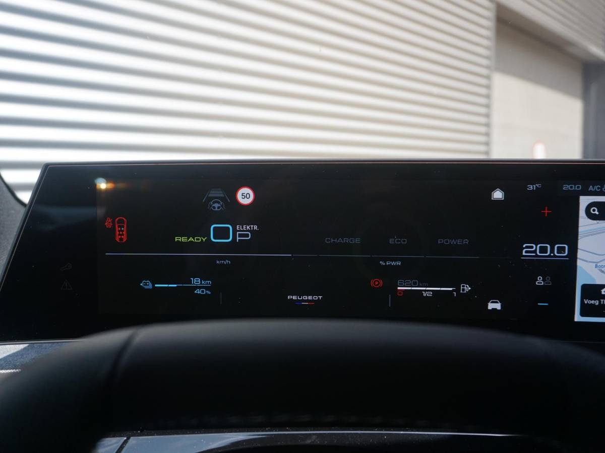 Peugeot 5008 Peugeot 5008 1.6 Plug-in Hybrid 195 GT 7p Panoramadak