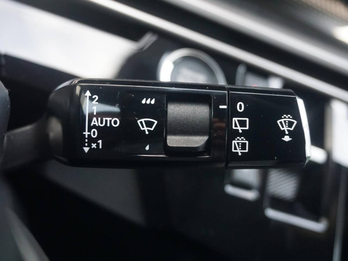 Peugeot 5008 Peugeot 5008 1.6 Plug-in Hybrid 195 GT 7p Panoramadak