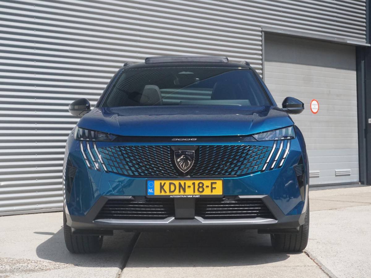 Peugeot 5008 Peugeot 5008 1.6 Plug-in Hybrid 195 GT 7p Panoramadak
